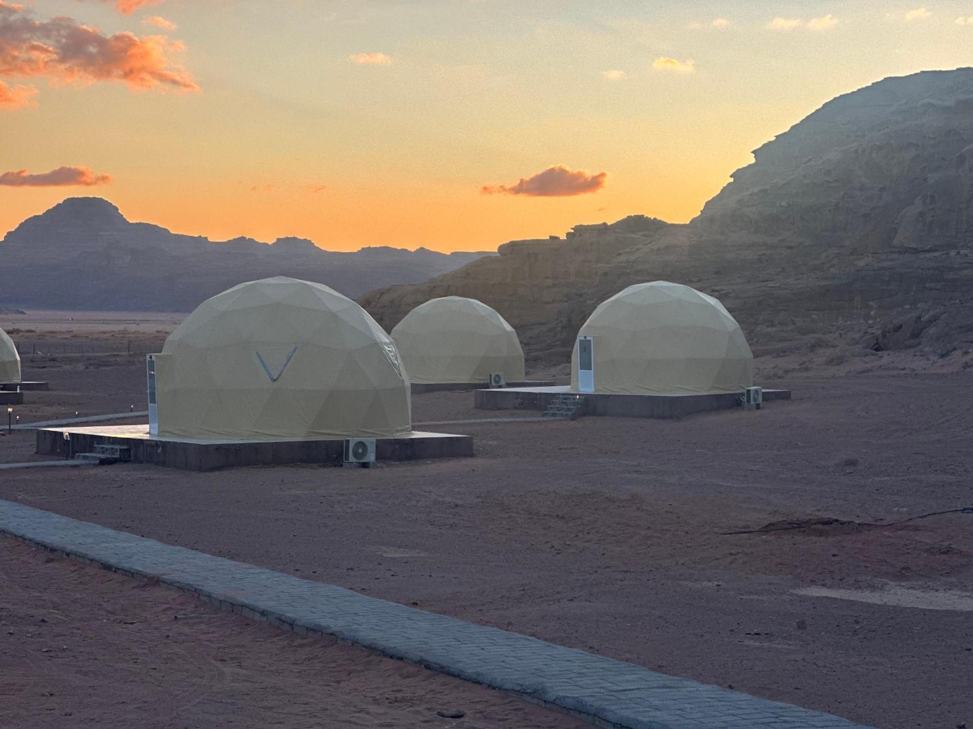 Hotel Star Magic Camp Wadi Rum Esterno foto
