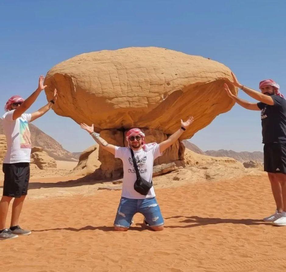 Hotel Star Magic Camp Wadi Rum Esterno foto