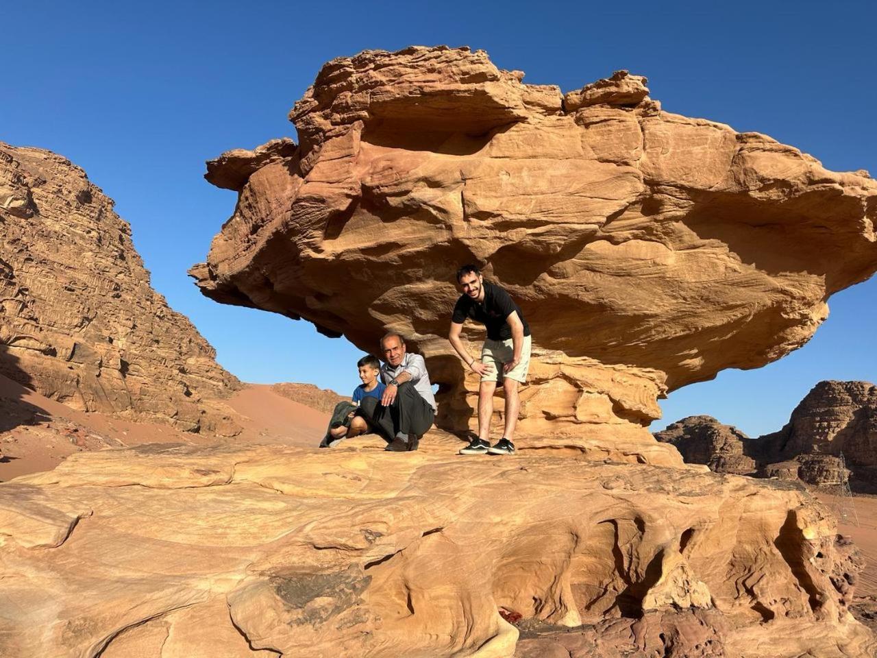 Hotel Star Magic Camp Wadi Rum Esterno foto