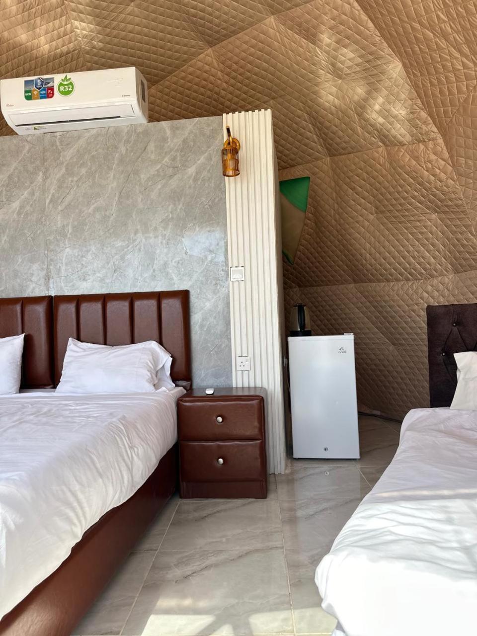 Hotel Star Magic Camp Wadi Rum Esterno foto