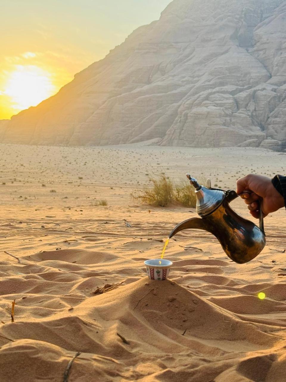 Hotel Star Magic Camp Wadi Rum Esterno foto